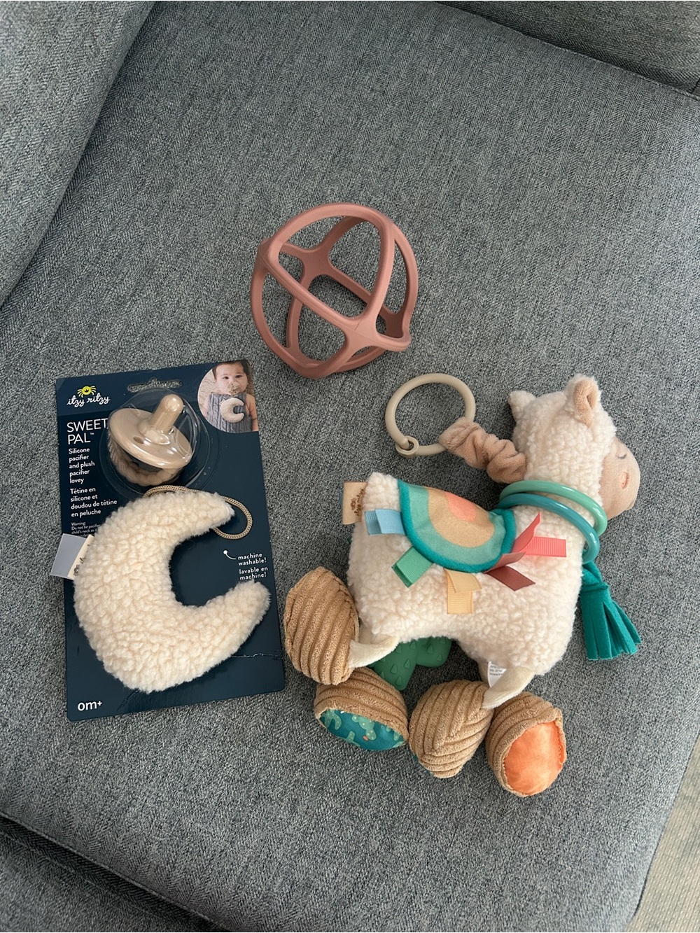 Itzy ritzy and mushie baby toys